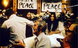 leary-john-lennon-yoko-ono-and-others-recording-give-peace-a-chance .jpg